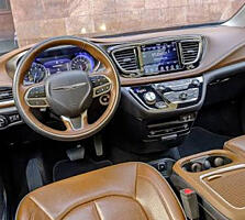 Chrysler Pacifica Limited