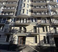 Продам квартиру 141.1 кв. м., 5/9, новый дом, жк Виндзор.