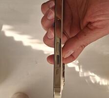 Iphone 13 pro 256bg(есть проблемы с экраном)