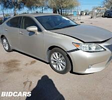 Lexus ES 300h 2.5гибрид 2013 г