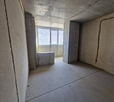 Продается просторная двухкомнатная квартира недалеко от моря в ...