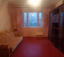 Продаётся трёхкомнатная квартира. Дарницкий район, улица Архитектора .