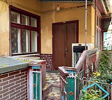 Продам 2-х комнатную в р-не парка Шевченка