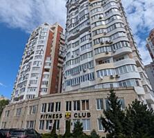 Продам большую квартиру на Фонтане в ЖК Акапулько.