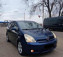 Продам Тойоту Королла Версо