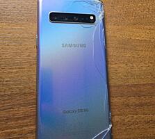 Samsung Galaxy S10 5G (8/256GB) — Мощная камера, отличный экран!