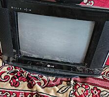 Продам небольшой тв