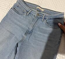Джинсы Levi’s