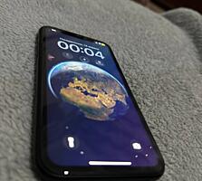 Продам iPhone Xr