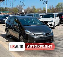 Toyota Prius V Hybrid (Доступен в Автокредит)