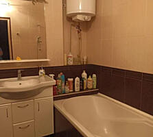 Продам квартиру 88 кв. м., 14/16, ул. Вл. Высоцкого/Ак. Сахарова.