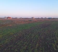 В продаже участок 10 соток в пригороде Черноморска с.Молодежное. ...