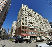 Продам 1-комнатную квартиру очень светлую и теплую.  Южная сторона.  .
