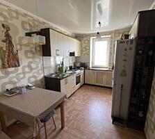 Продам 3х комнатную квартиру в кирпичном доме на Черёмушках