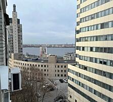 Продам 3-к квартиру (95м2) на Вернандского / парк Шевченко
