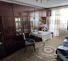 Предлагается к продаже трехкомнатная квартира на низком этаже, ...