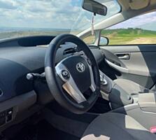 Продается Тойота Приус 2010