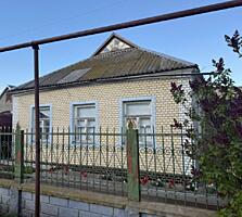 Будинок у с. Крива Балка, 12 км від міста