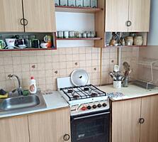 Продам трехкомнатную квартиру в Корабельном районе (р-н 48 школы)