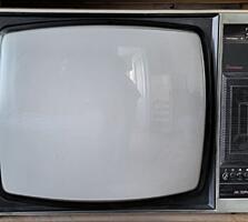 Продам советский TV в хорошем, рабочем состоянии, диагональ - 61 см
