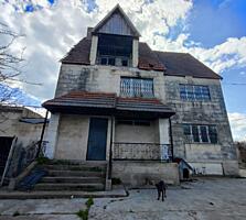 Эксклюзивный вариант! Дом 4 уровня, 256 кв. Торг.