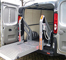 Se vinde lift hidraulic.