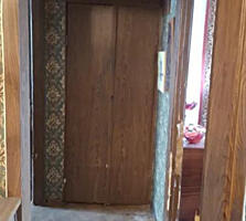 Продам квартиру 45 кв. м., 4/5, ул. Ак. Королева/Инглези.
