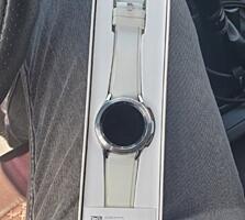 Продам смарт часы самсунг воч 4 классик.