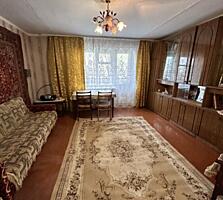 Мечникова. Квартира 3 раздельные комнаты. Рядом остановка