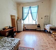 Продам комнату в коммуне в пер. Нахимова / парк Шевченко