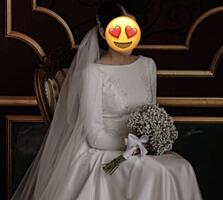 Vând Rochie de Mireasă de Poveste – Model Prințesă – Trenă Detașabilă
