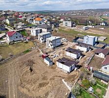 Spre vănzare casă stil Hi-Tech în 3 nivele, amplasată într-o zonă ...
