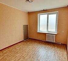 Продаётся уютная комната в общежитии, район Скорой помощи с ремонтом.