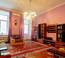 Центр города. Историческая часть. Атмосфера старой Одессы. В продаже .