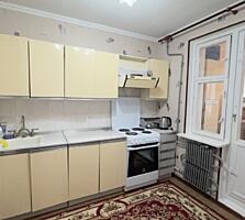 Продаётся 3-комнатная квартира в Центре, Орхидея».