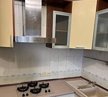 Продам квартиру 86 кв. м., 13/16, Фонтанская дор. /4-я ст. Б. Фонтана.
