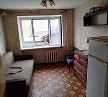 Продам комнату в коммуне 2/5, ул. Новикова/2 застава