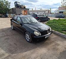 2.2 дизель механика 3000$