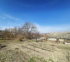 Teren sunt construcție cojusna 28 ari