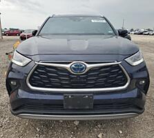 2023 Toyota Highlander Hybrid Platinum