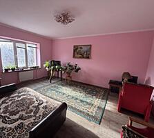 Продажа сучасного будинку з чудовим плануванням