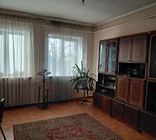 Продам! Дом в с. Великий ДальникКрепкий каменный с 17 сотками ...