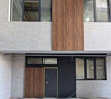 Продам квартиру 95.7 кв. м., 1/6, новый дом, жк Сапфир.