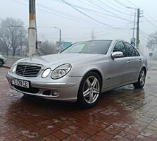 Mercedes E-280