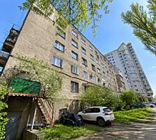 Apartament cu 2 camere.