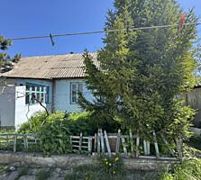 В продаже 2 дома , расположенных на участке 17 соток в живописном и ..