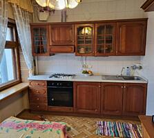 Продам 3кв, 84кв. м, В. Арнаутська/ Осіпова