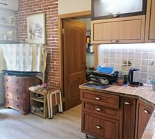 Продам квартиру в приморском районе.