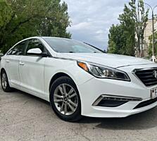 Продам Hyundai Sonata 2015 г. в 2,4 бензин, в белом перламутре.