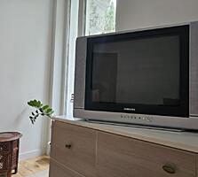 Samsung 54см диагональ